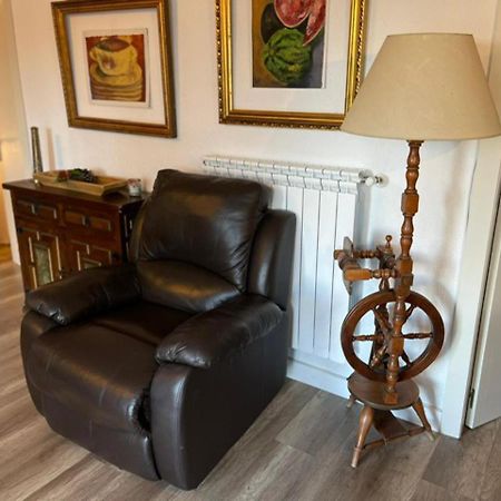 Aurora 2-Bed Cottage - Sleeps 4 - Montseny Park Арбусьес Экстерьер фото