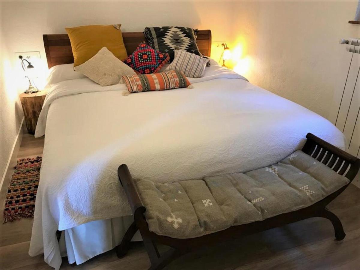 Aurora 2-Bed Cottage - Sleeps 4 - Montseny Park Арбусьес Экстерьер фото